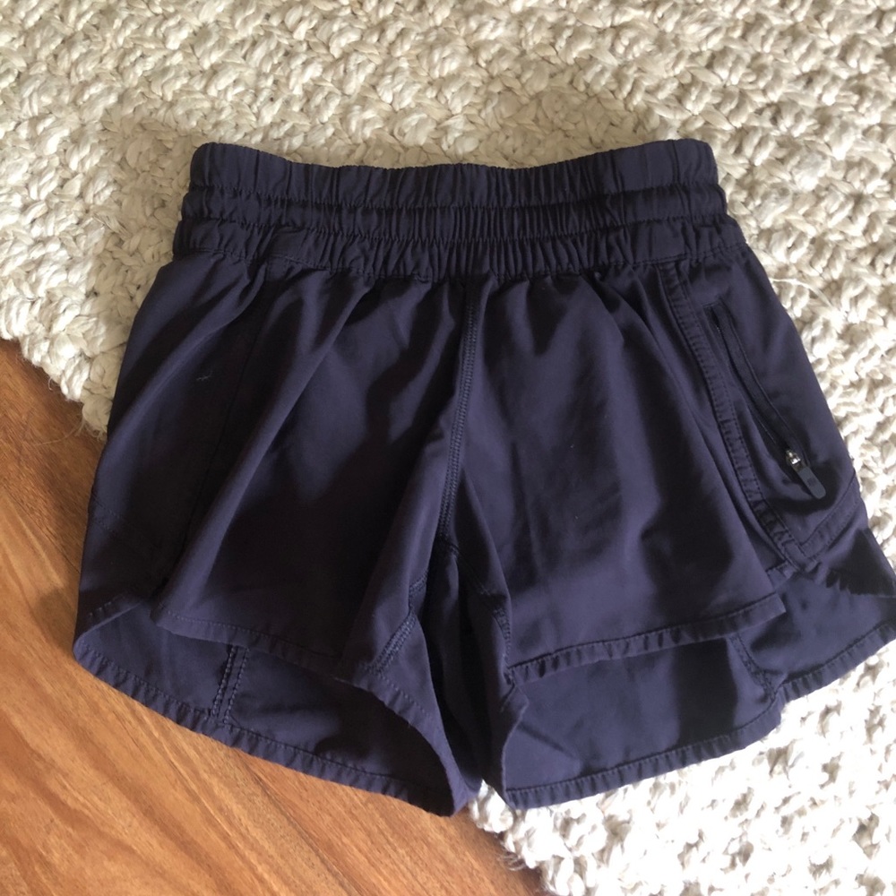 Lululemon Size 4 running shorts. Liner inside